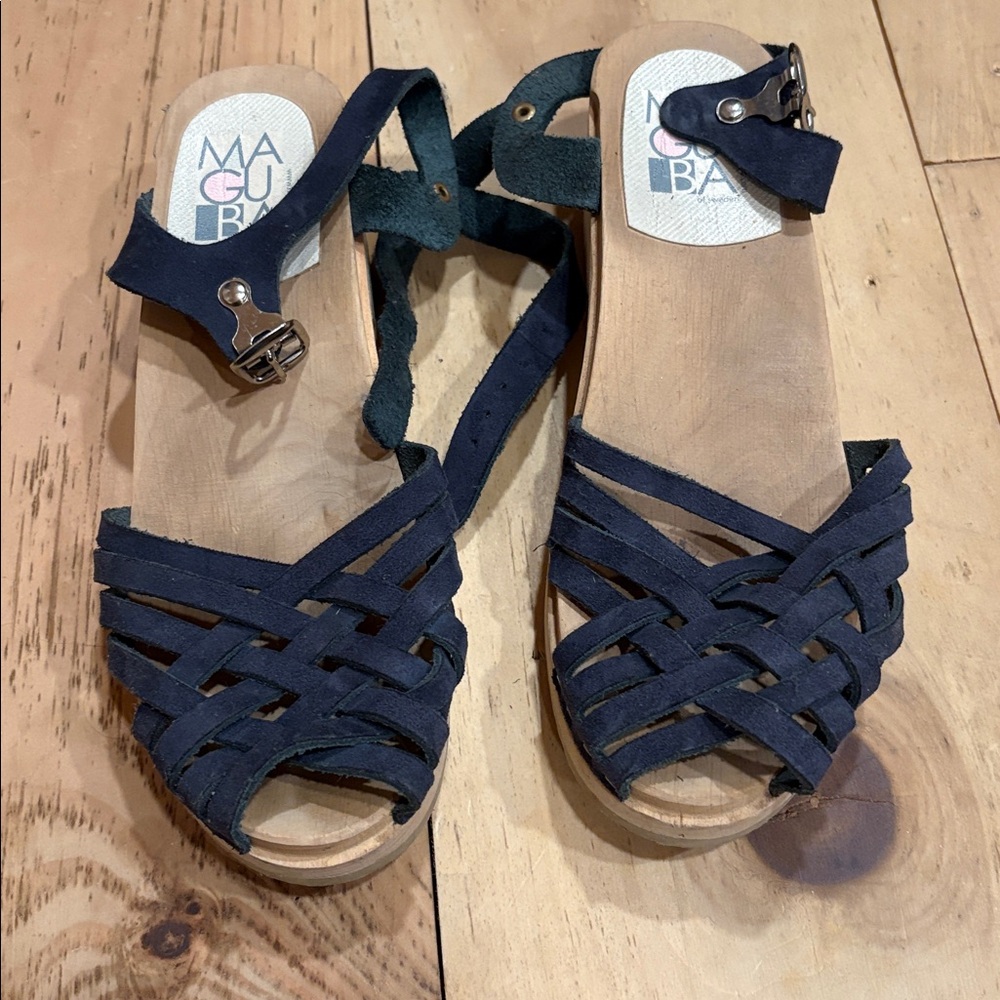 Maguba Navy Blue Strappy Sandals